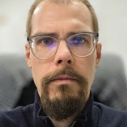 article-author